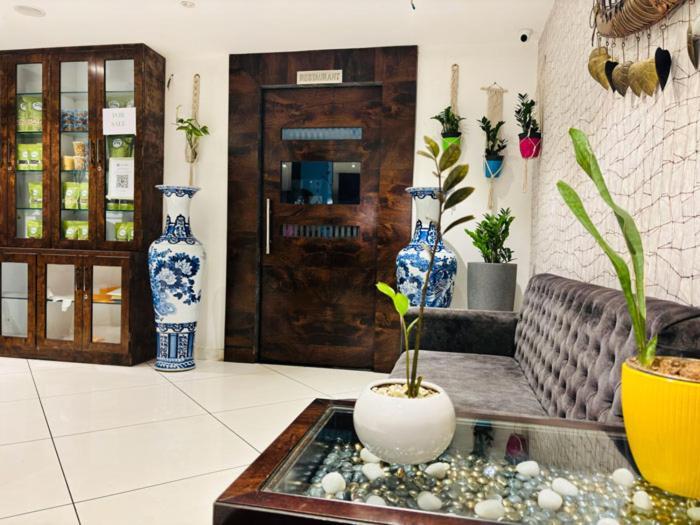 Hotel Royal Retreat Sambalpur Zewnętrze zdjęcie