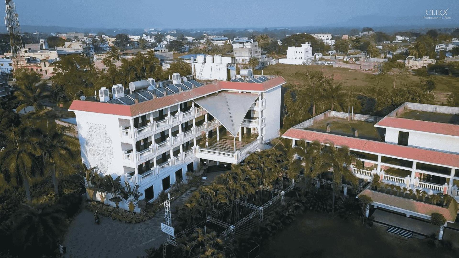 Hotel Royal Retreat Sambalpur Zewnętrze zdjęcie